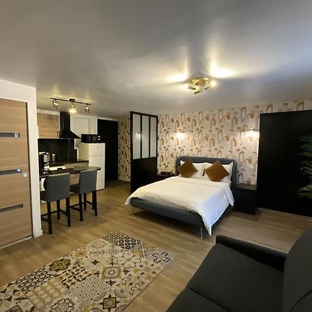 Ks Paris Studio Appart Near Station Gare Du Nord And Gare De L Est Exterior foto